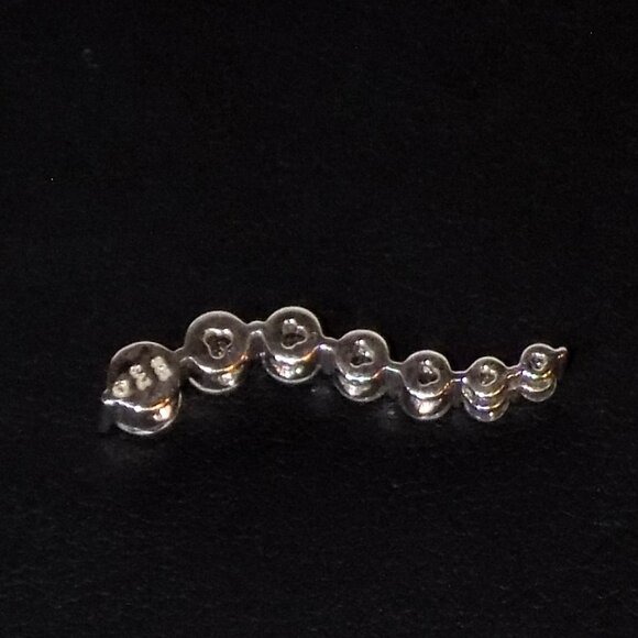 925 SAI Krishna Sterling Silver Graduated Crystal Pendant - Picture 6 of 6